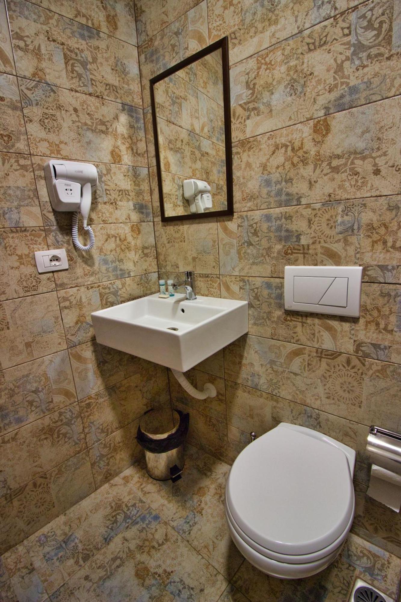 4 Rooms Gjirokastra Екстериор снимка
